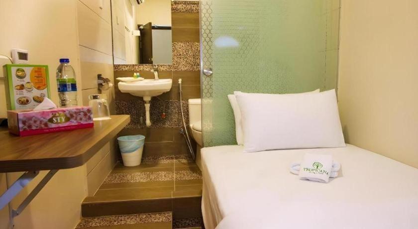 Tropicana Boutique Hotel Muar Extérieur photo